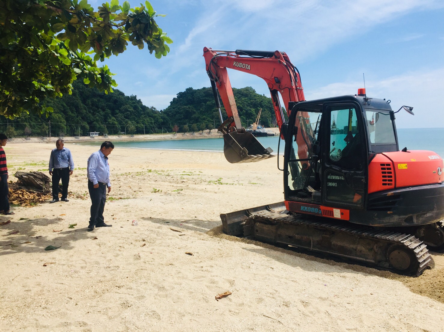 จัดระเบียบหาดคอเขา2